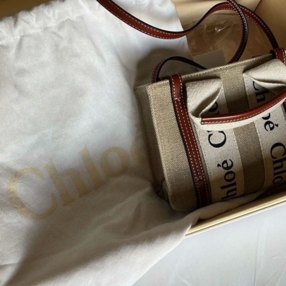 Mini Woody Tote - Picture 2 of 9